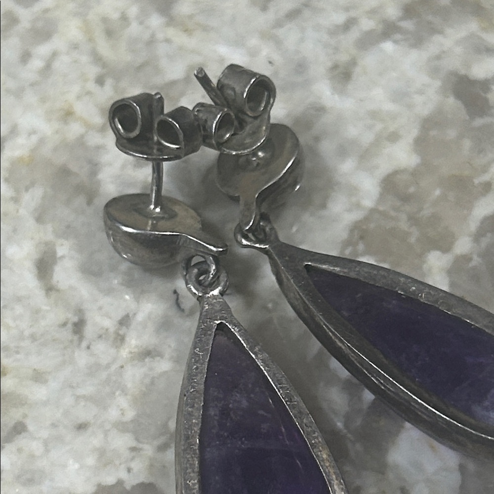 Very Unique Vintage Amethyst Dangle Earrings - Picture 14 of 14